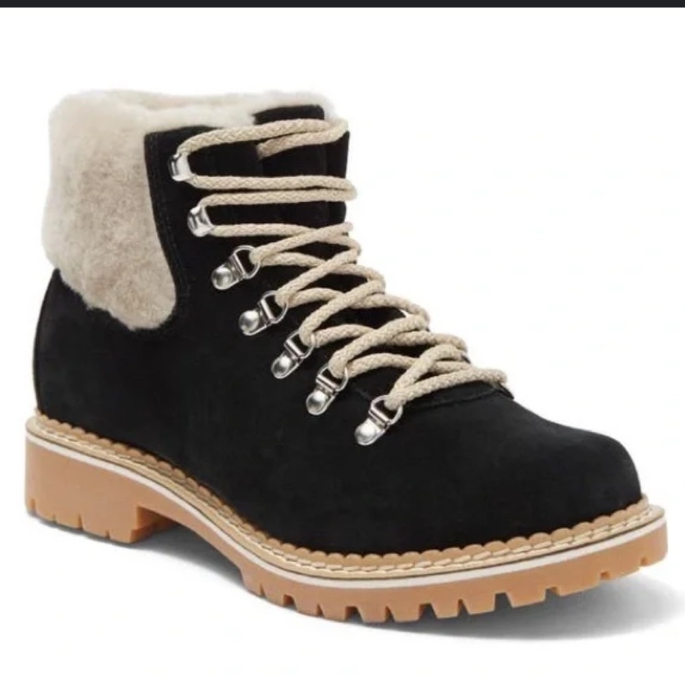 Montelliana NWT boots, beautiful quality and unworn.